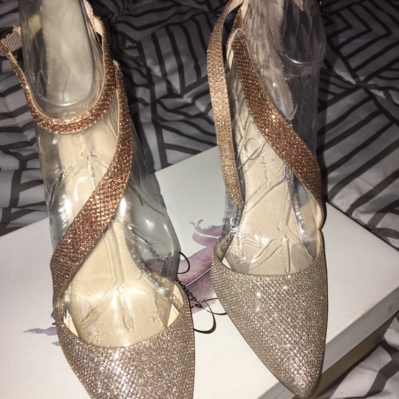 Shoes - Picture 3 of 5